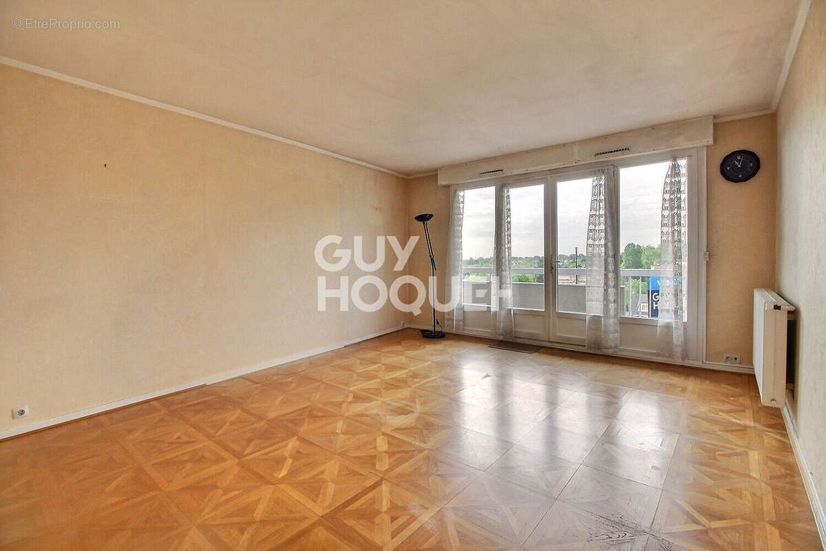 Appartement à LE PLESSIS-ROBINSON