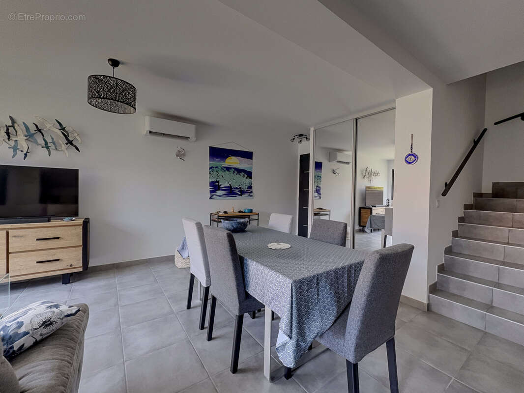 Maison à SIX-FOURS-LES-PLAGES