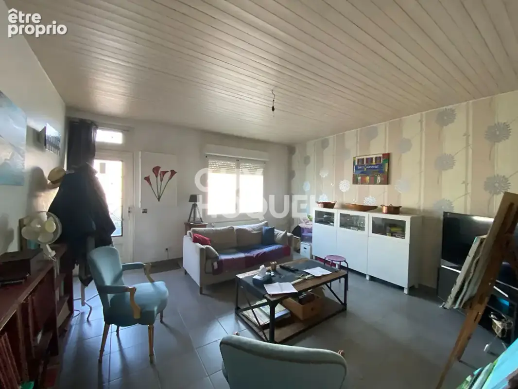 Maison d'environ 93,83 m² à vendre à LIBOURNE (33500). - photo 2