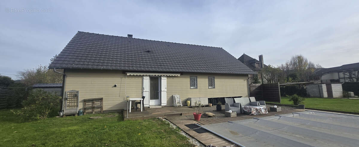 Maison à MONCEAUX-SUR-DORDOGNE