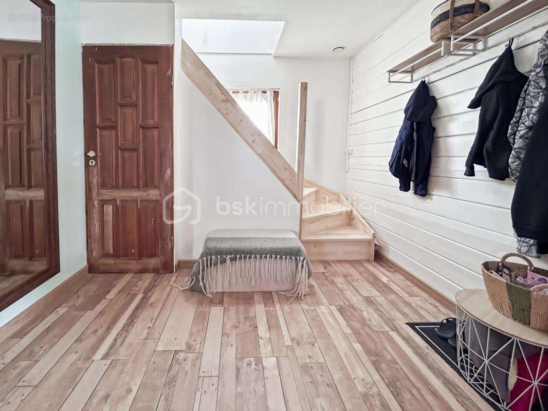 Maison à MIGENNES