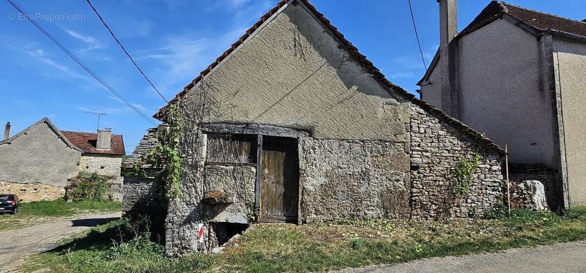 Maison en pierre avec dépendance sur le causse - photo 2