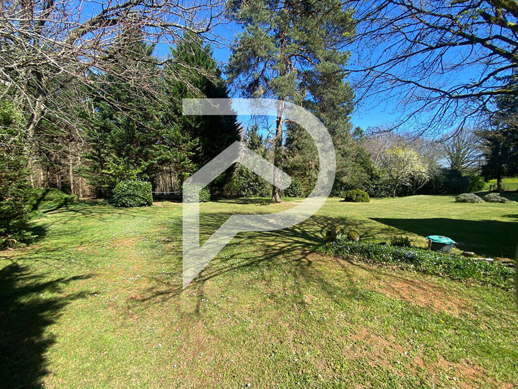 Maison à ROUFFIGNAC-SAINT-CERNIN-DE-REILHAC