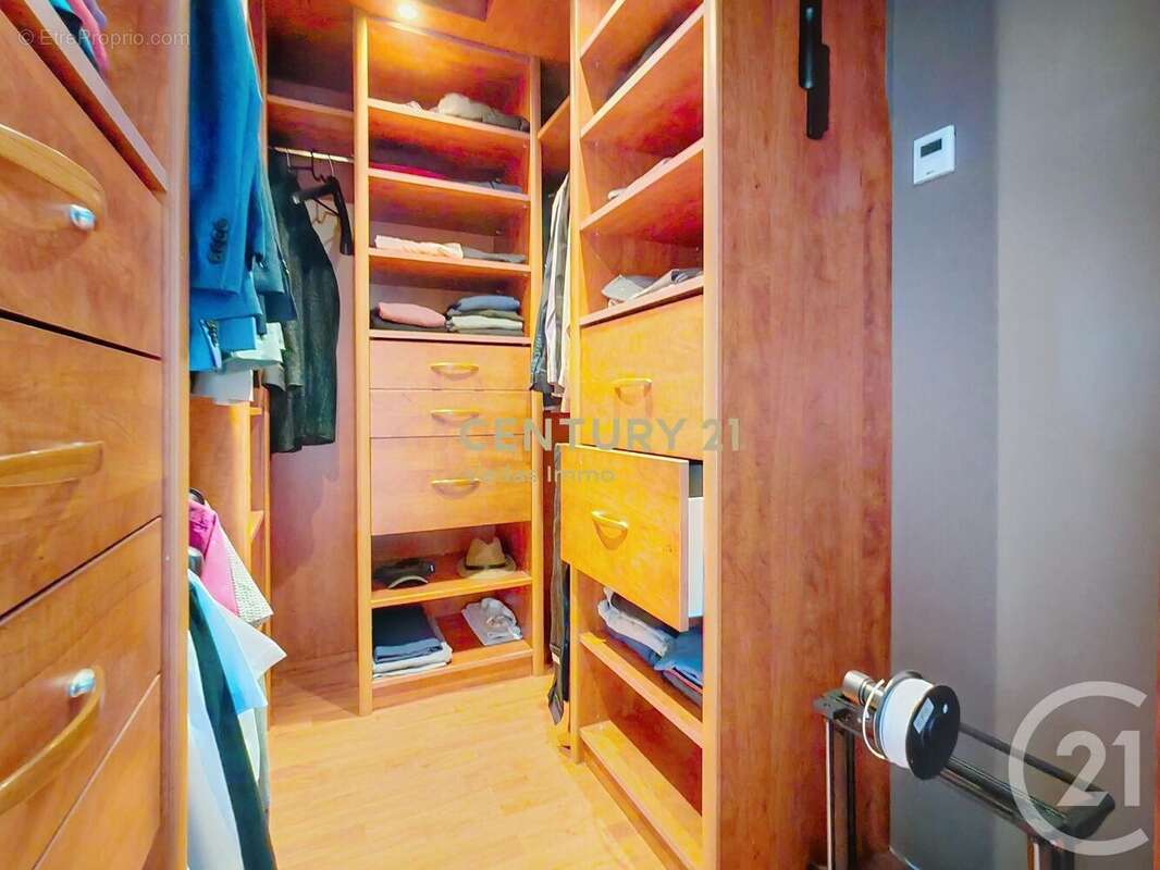 Maison à VILLENEUVE-LES-MAGUELONE