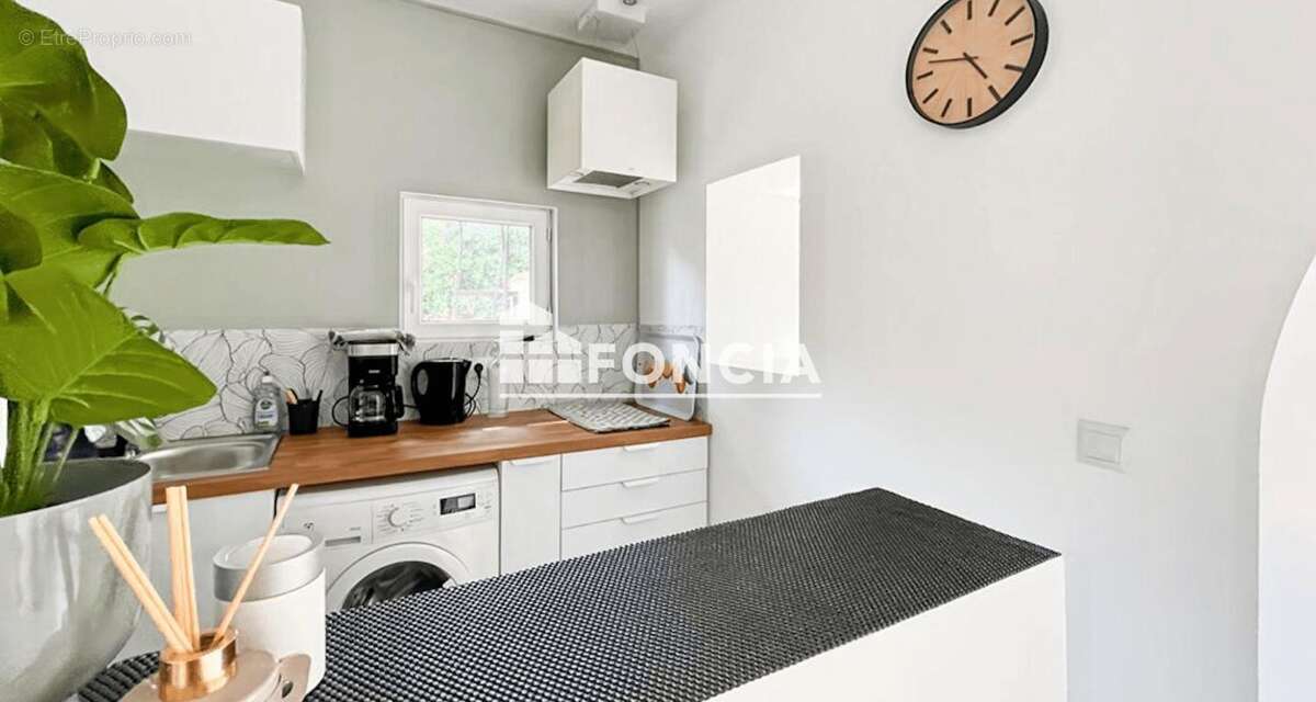 Appartement à SAUSSET-LES-PINS