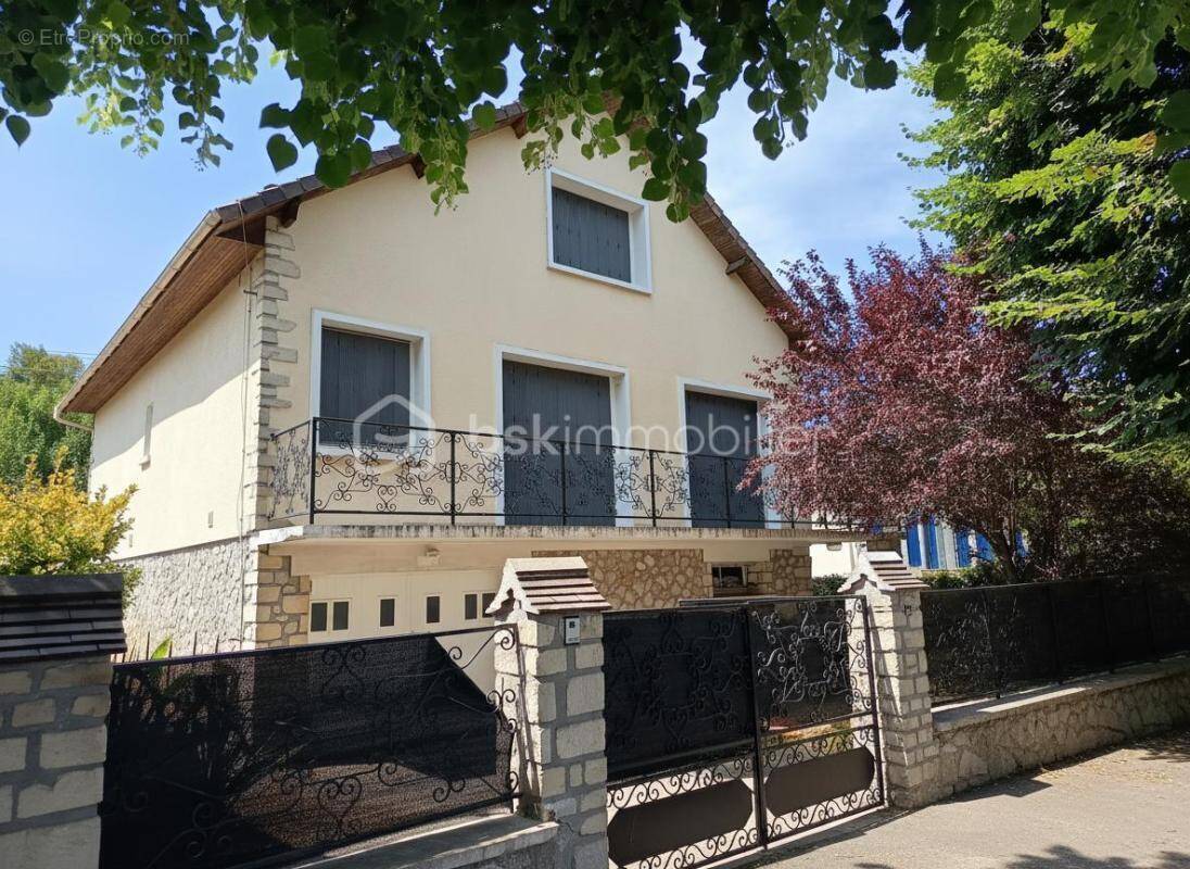 Maison familiale d'environ 135 m² – 4 chambres – Sous-sol total – Jardin clos – Étréchy - photo 1