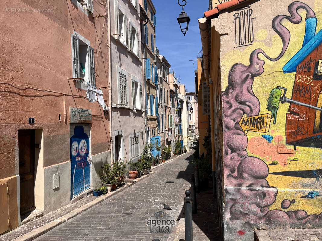 Appartement à MARSEILLE-2E