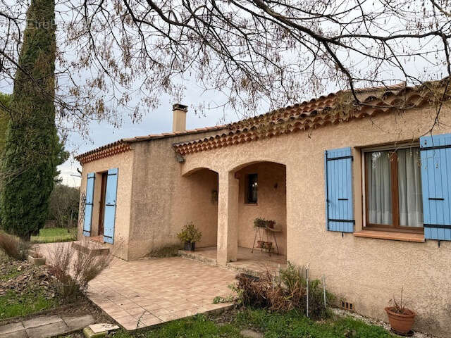 Maison à PERNES-LES-FONTAINES