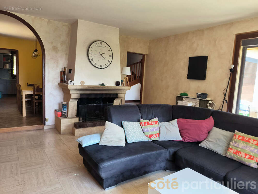 Maison à CHATEAUNEUF-SUR-CHER