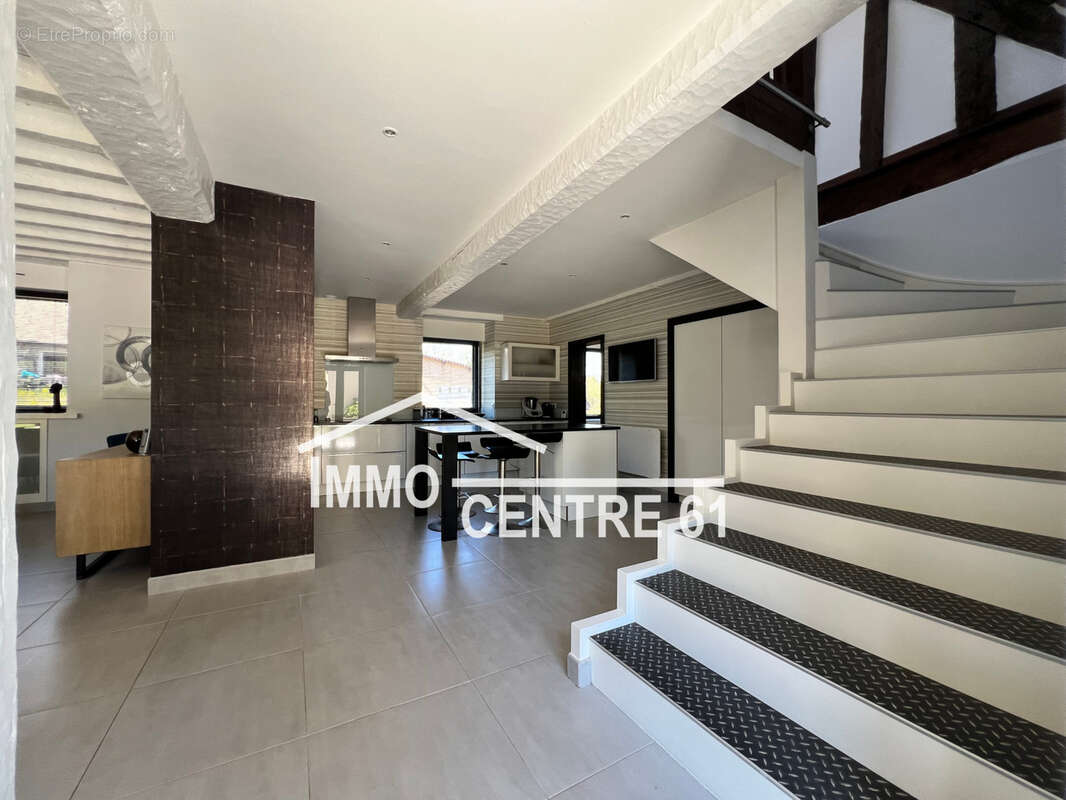 Maison à LA FERTE-MACE