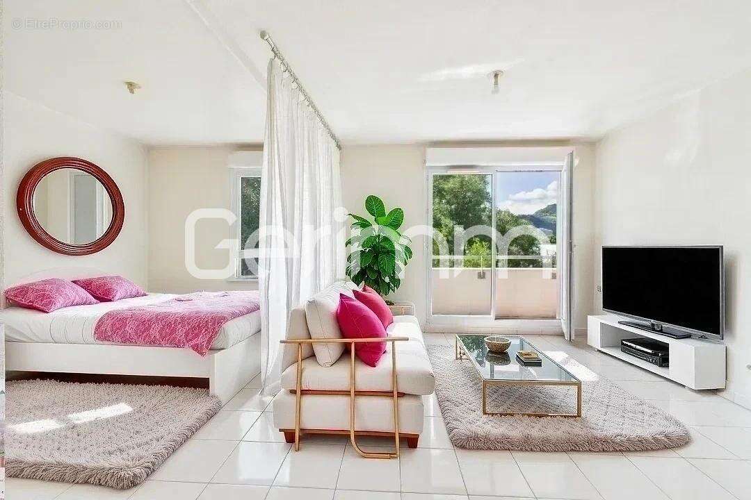 Appartement à SAINT-MARTIN-D&#039;HERES