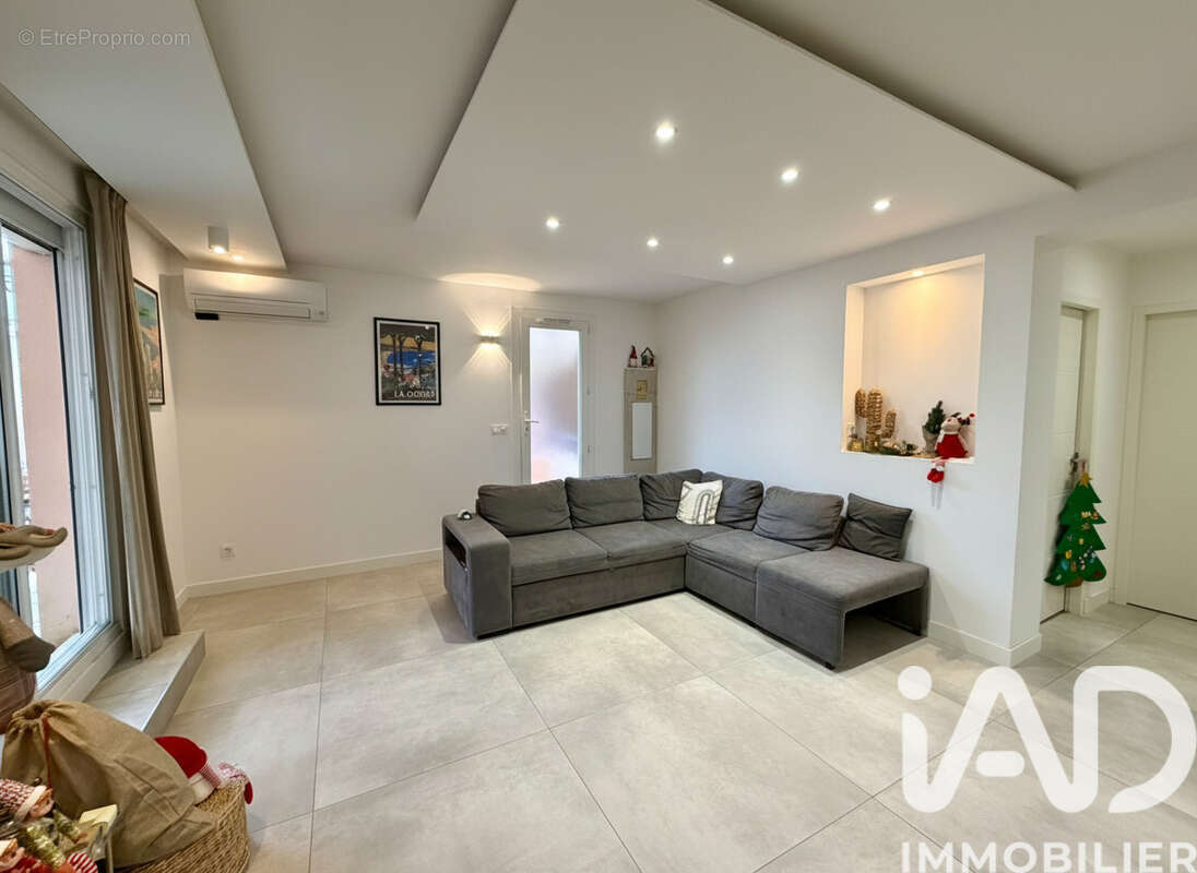 Photo 2 - Appartement à AUBAGNE