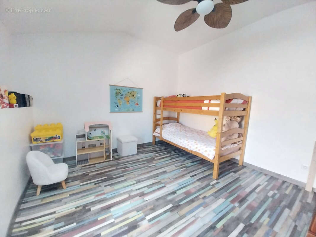 Maison à PONT-DU-CHATEAU