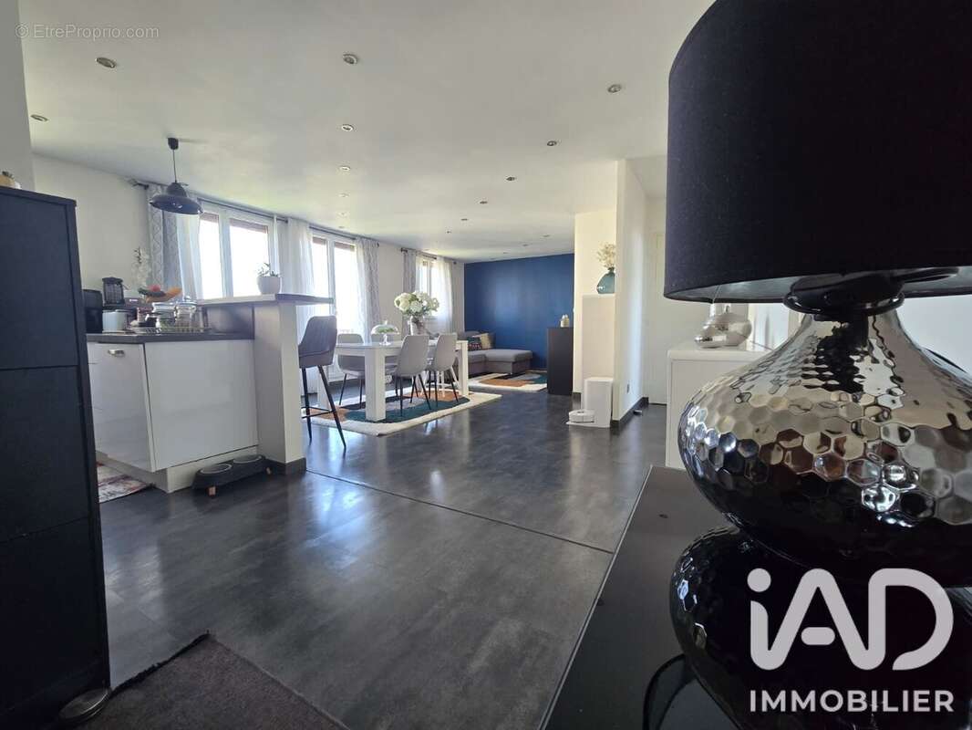 Appartement 78 m² à Orleans  - photo 7