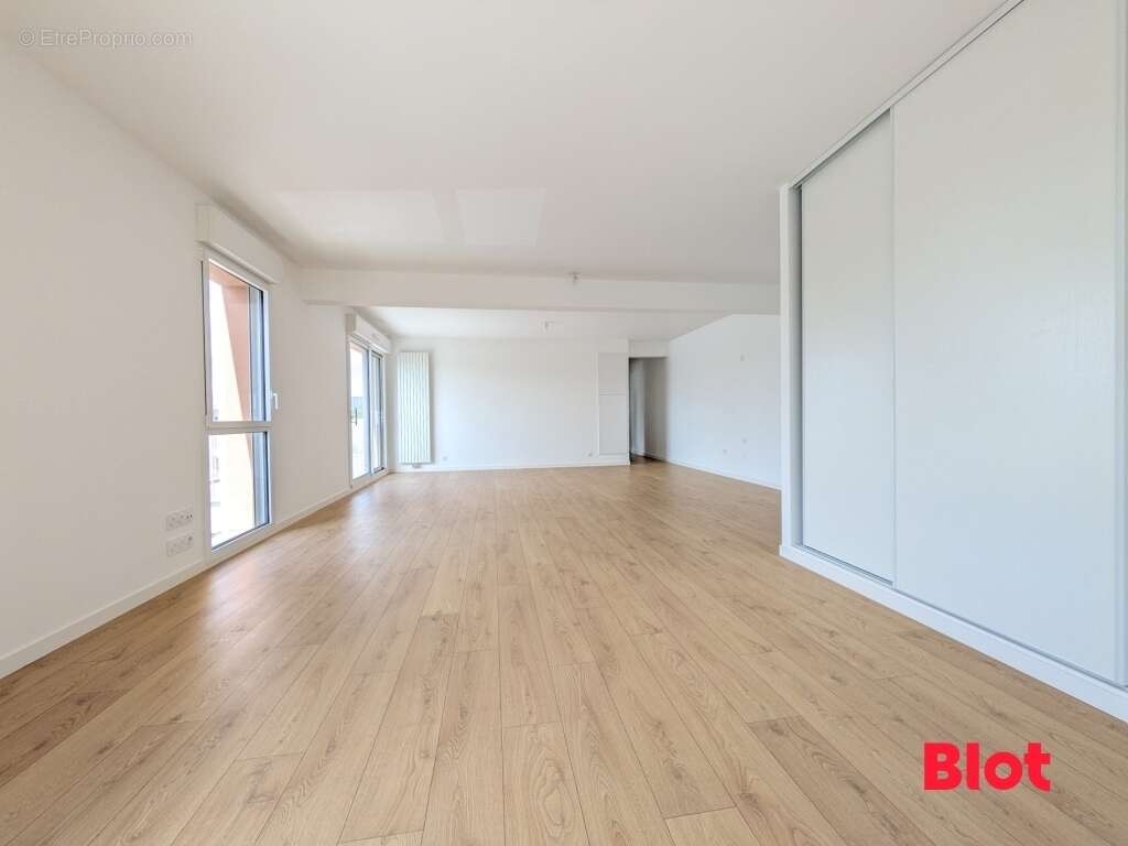 Appartement 86 m² à Noyal-Sur-Vilaine  - photo 3