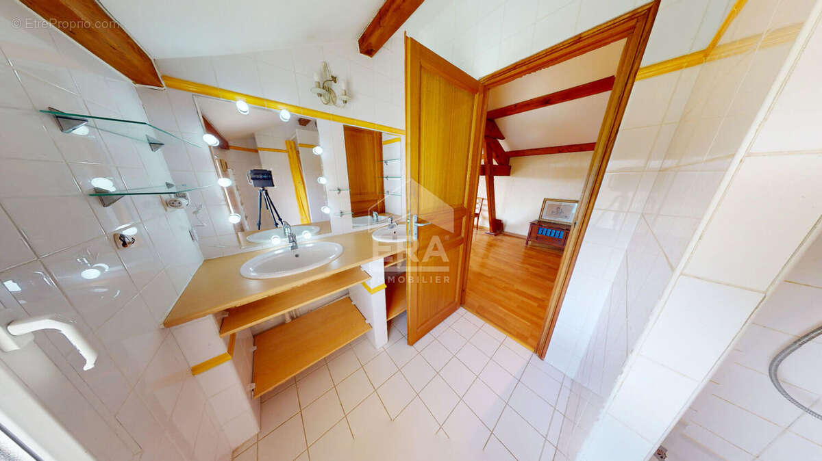 Maison à LAGNIEU