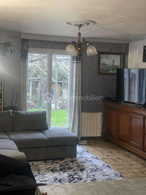 Maison traditionnelle 90 m² - secteur la mie au roy - photo 4