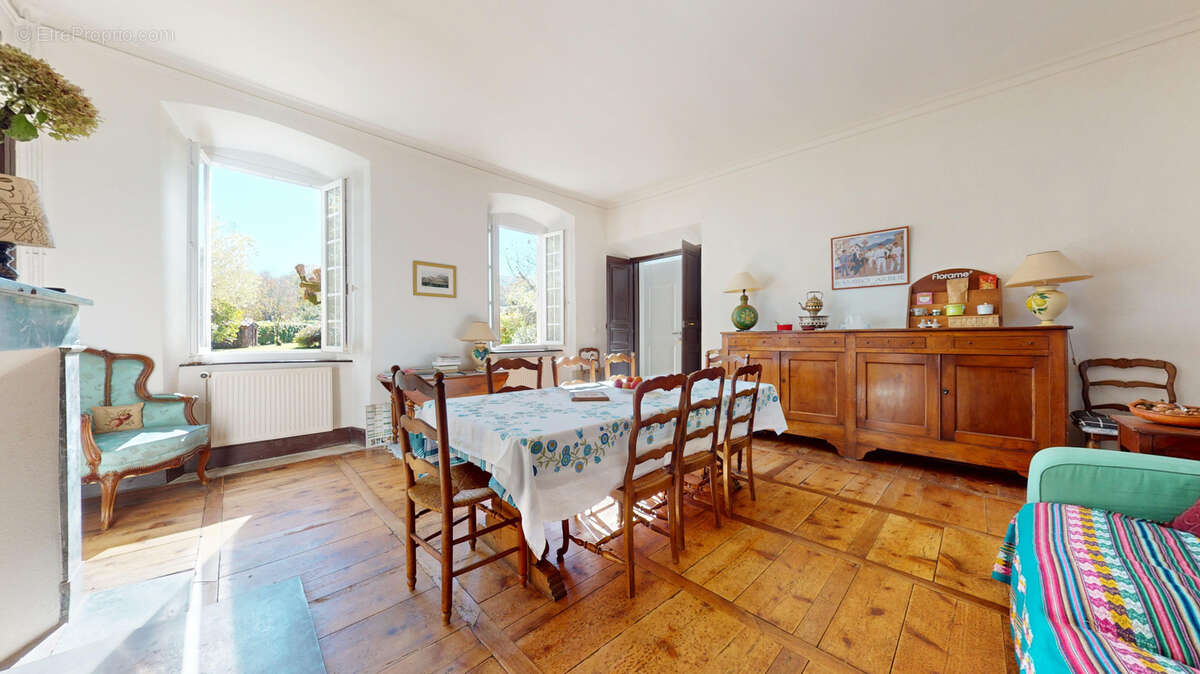 Maison à LOURES-BAROUSSE