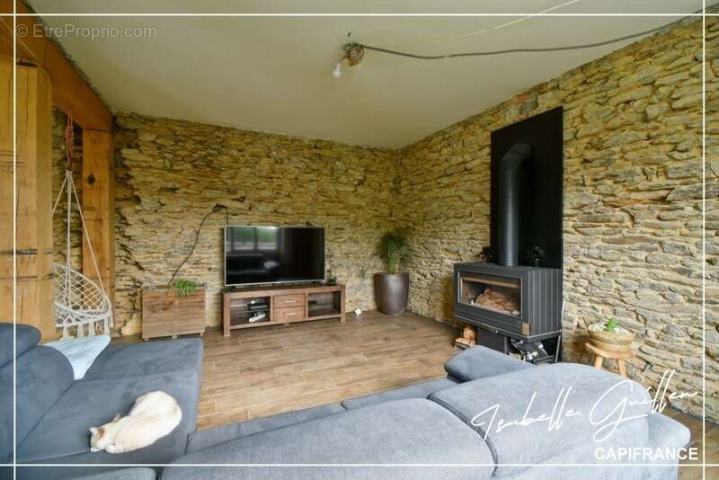 Maison à SAINT-SATURNIN