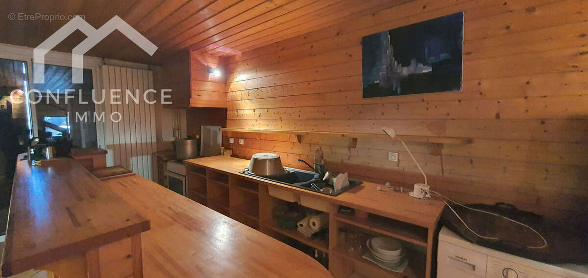 Maison à CAUBEYRES