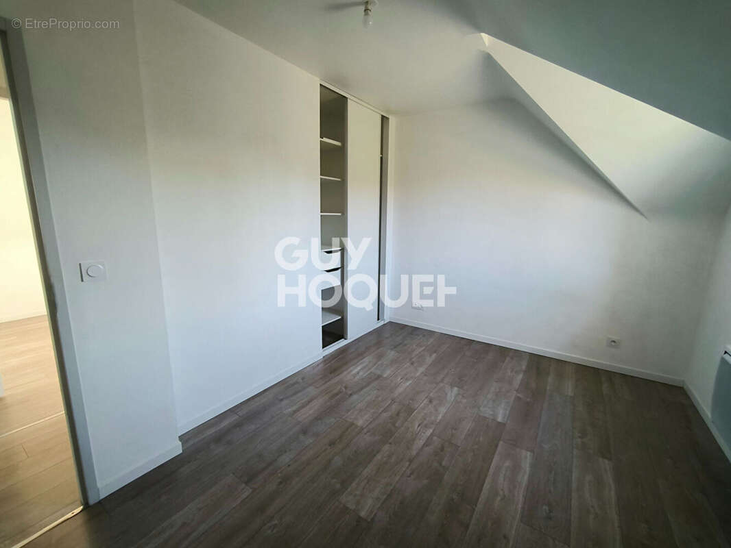 Maison à SAINT-GUINOUX