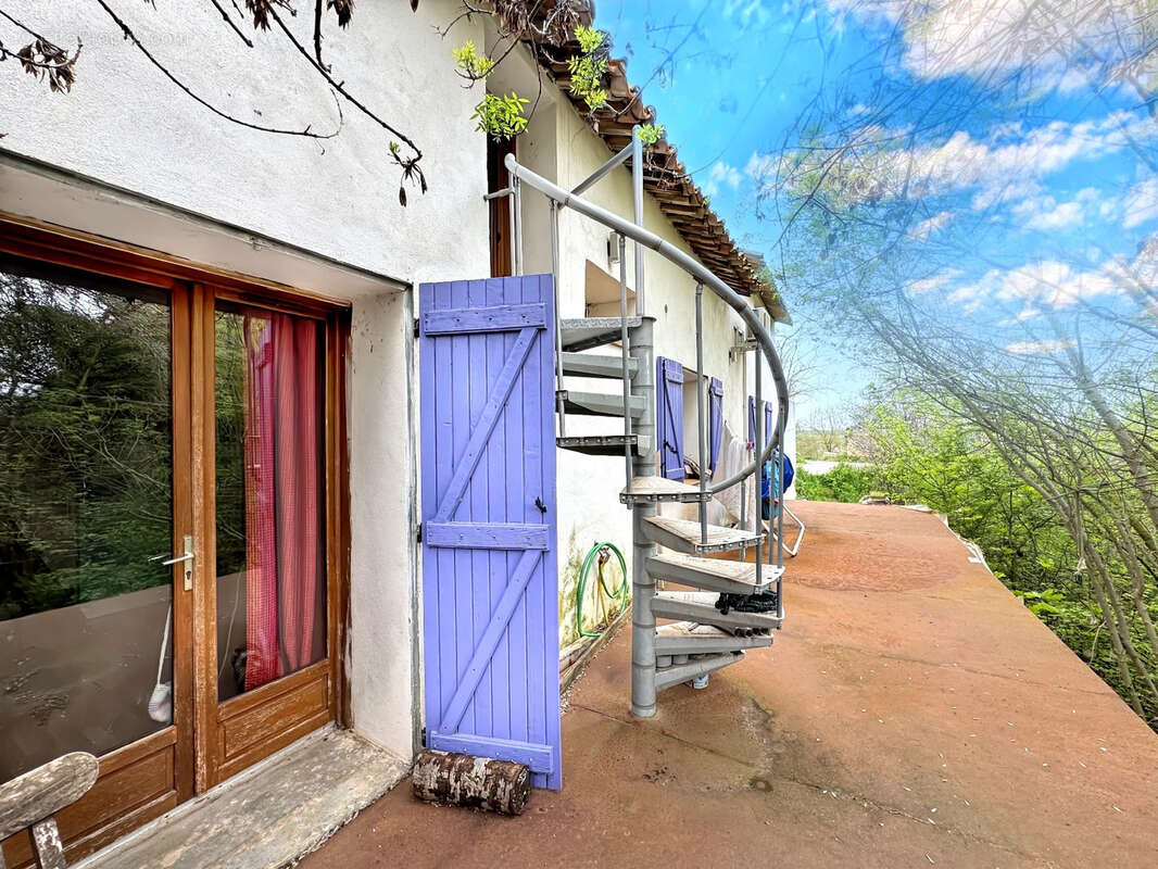 Maison 4 pièces et mezzanine en vente 139000 € à Coursan - photo 9