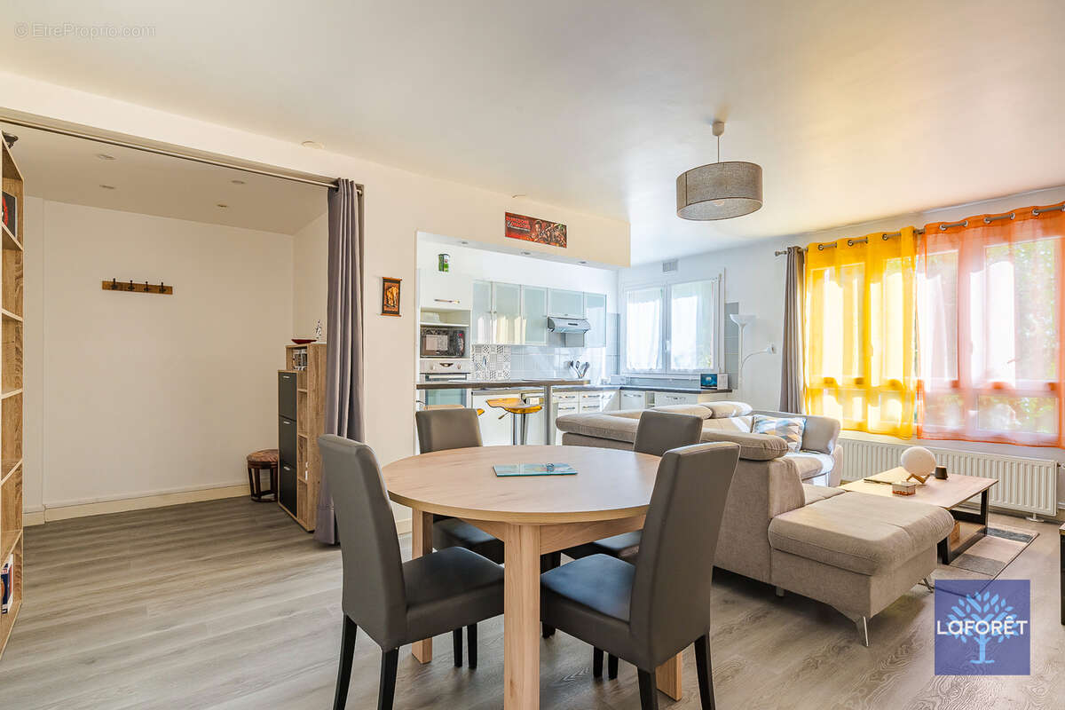 Appartement Les Pavillons Sous Bois 2 pièce(s) 53.17 m2 - photo 3