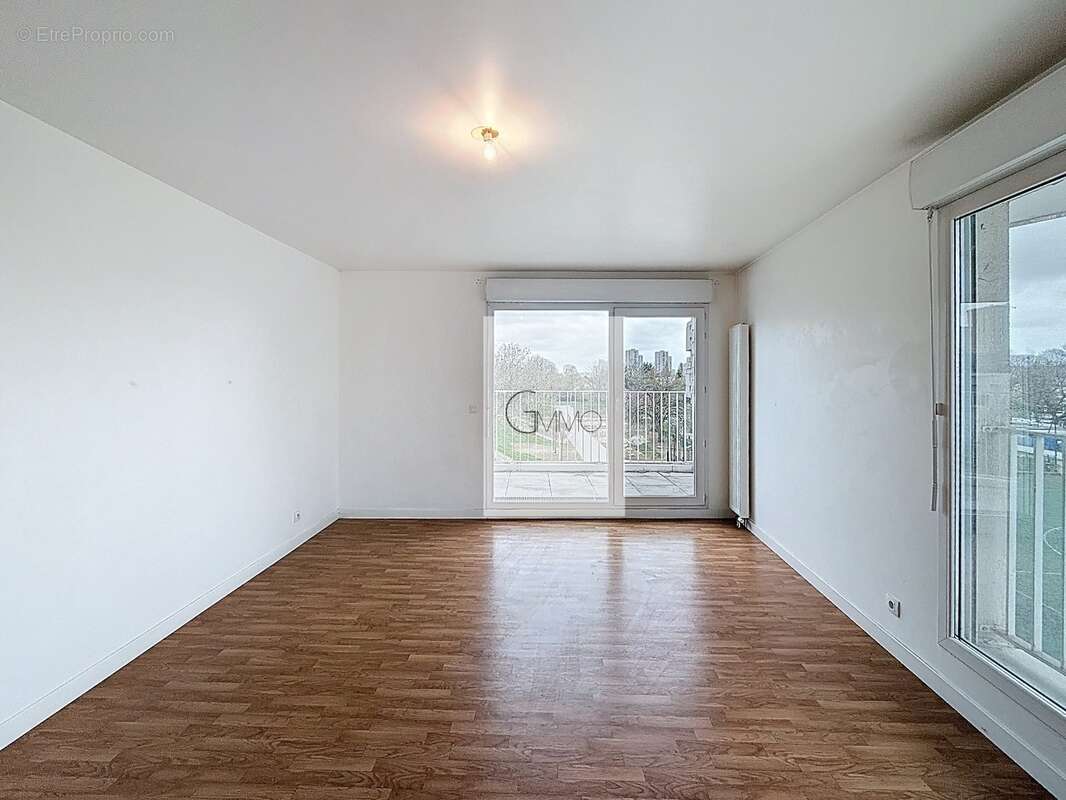 Appartement à L'HAY-LES-ROSES