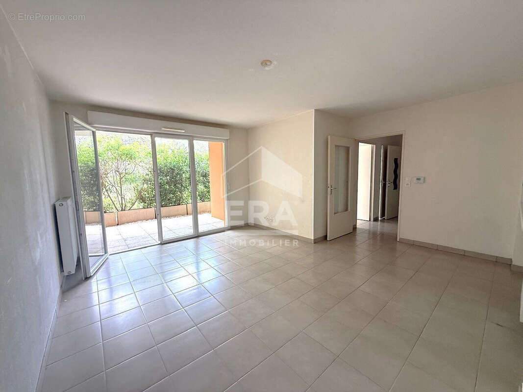 Appartement à ROUSSET
