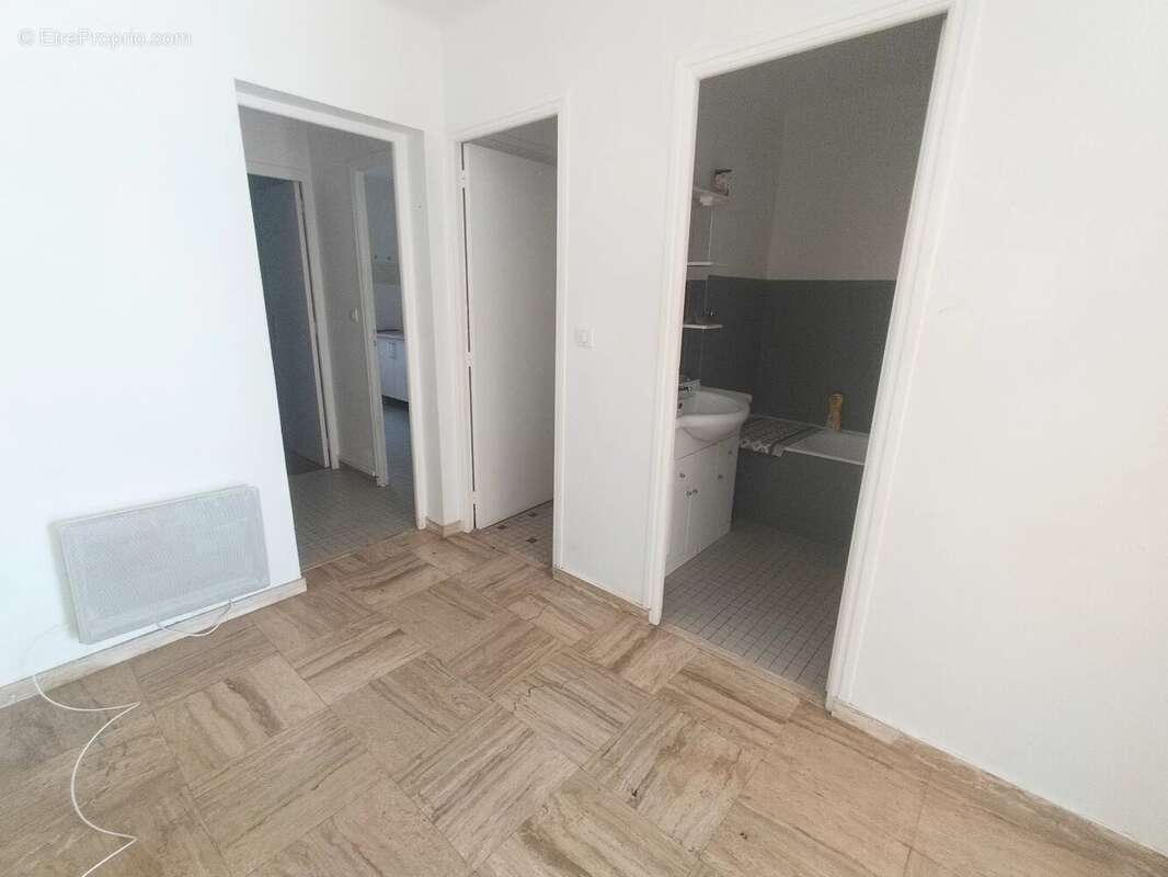 Appartement à VENCE