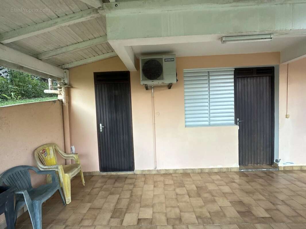 Maison à SAINTE-ROSE