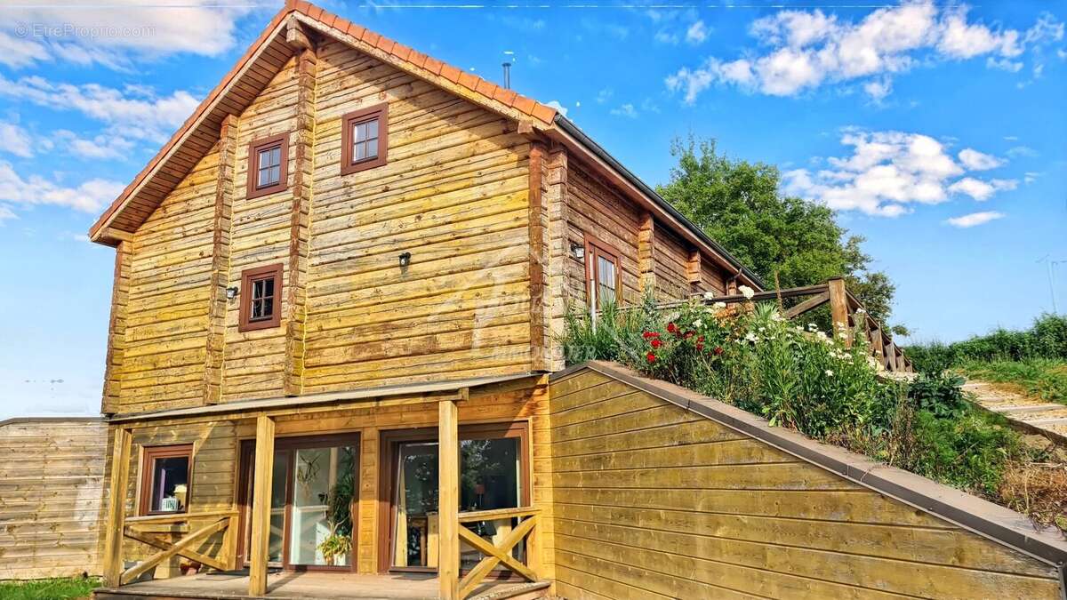 Maison en bois de 220 m² avec grand jardin à 11 min de Moulins, MARIGNY 03 - photo 12
