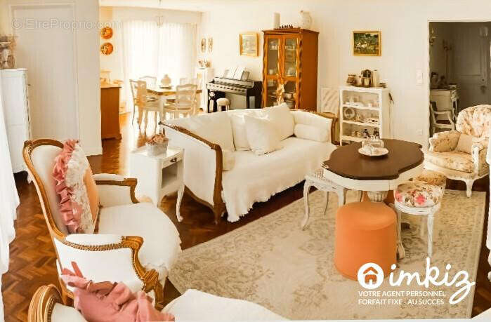 Appartement à VERSAILLES