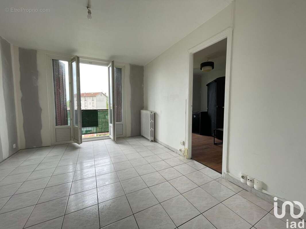 Photo 4 - Appartement à SAINT-MAUR-DES-FOSSES
