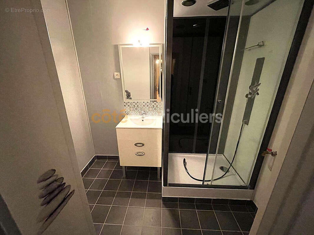 Appartement à HEROUVILLE-SAINT-CLAIR