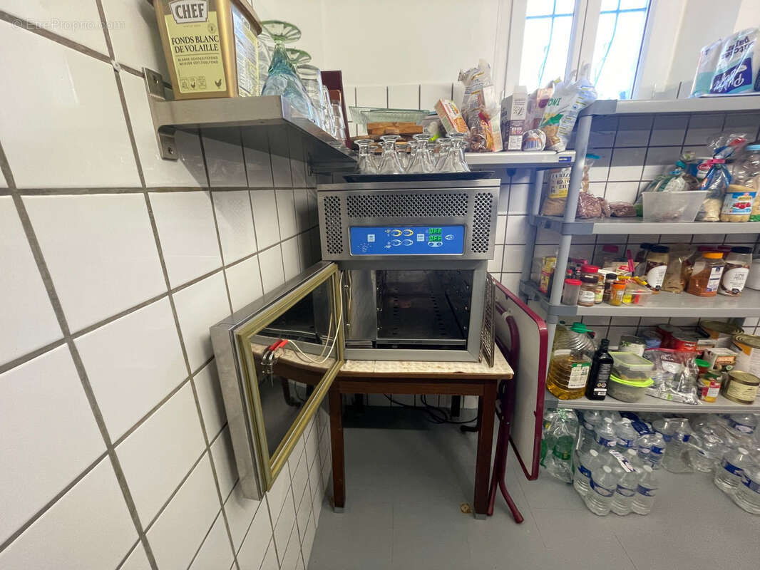 Commerce à MARSEILLETTE