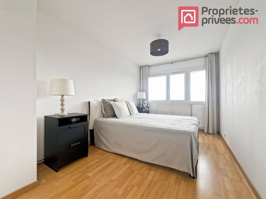 Appartement à MONS-EN-BAROEUL