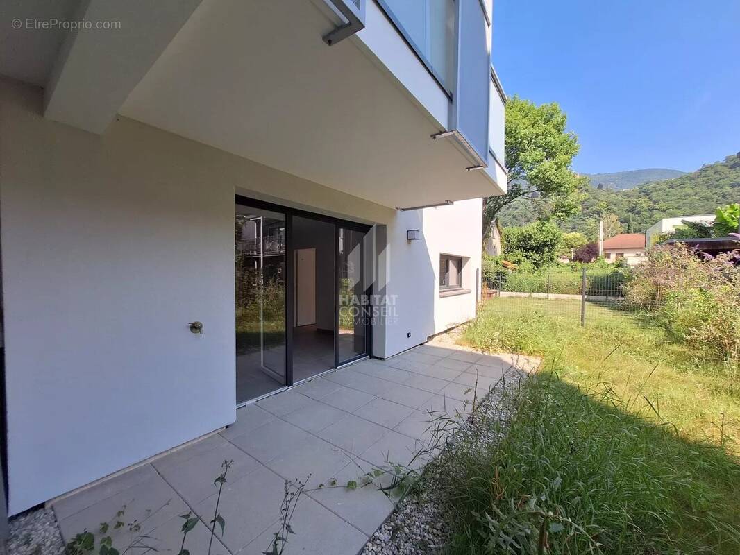 Appartement à CORENC