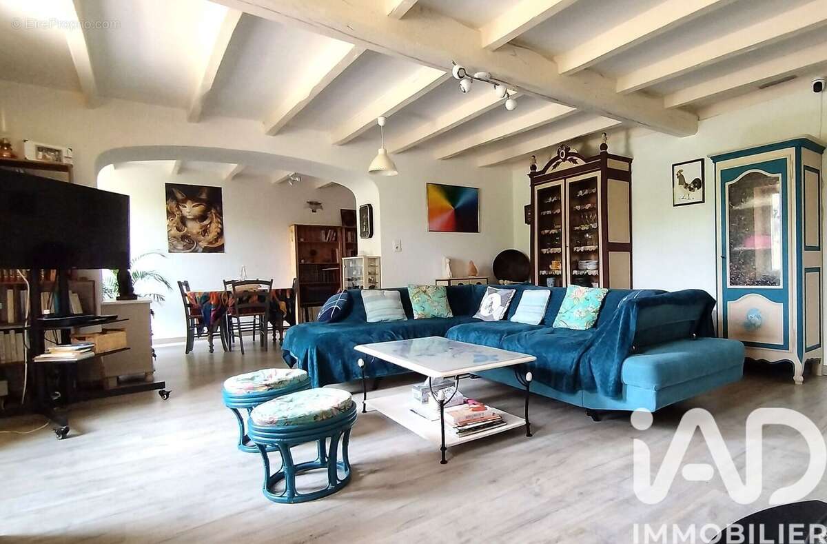 Maison 210 m² à L'hermenault  - photo 2