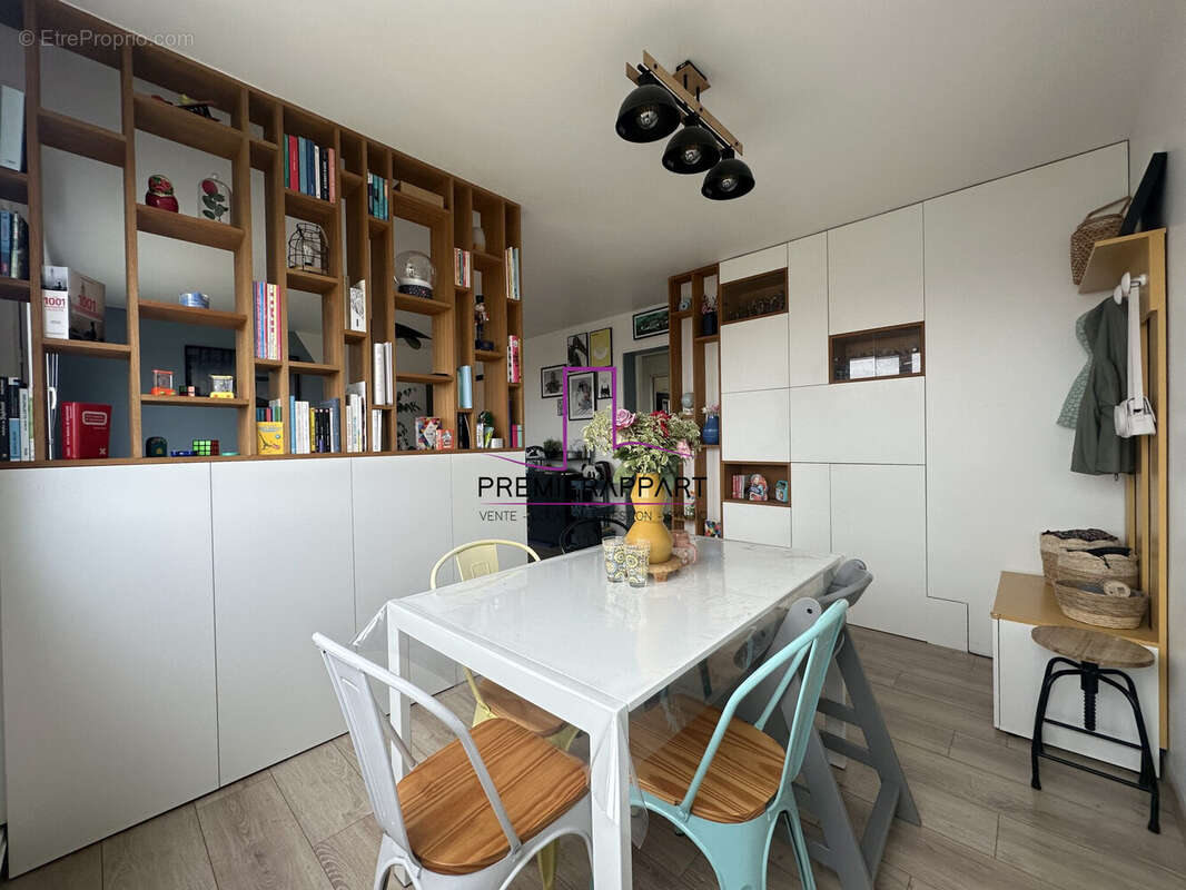 Appartement à HOUILLES