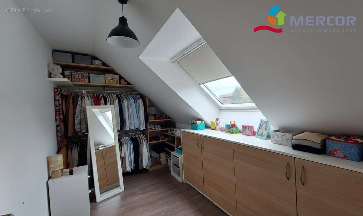 Dressing ou bureau  - Appartement à NEUGARTHEIM-ITTLENHEIM