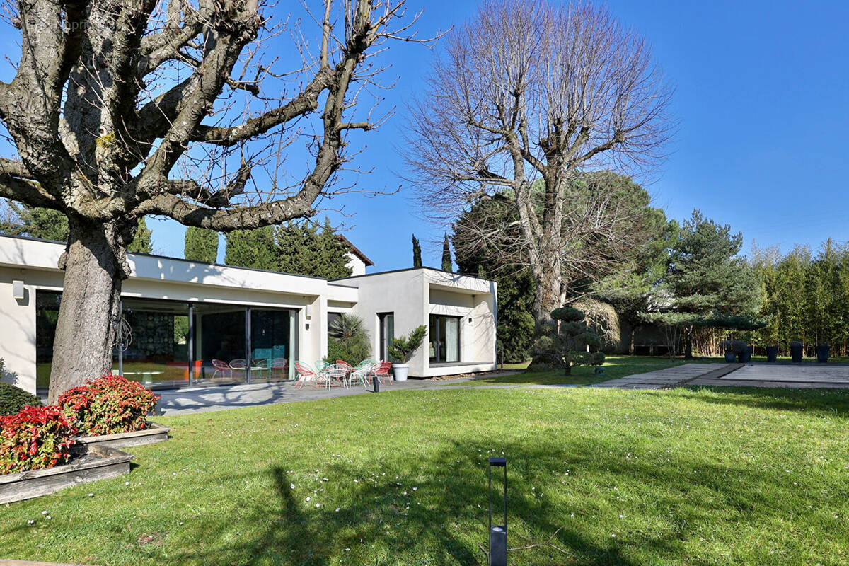 Maison à CALUIRE-ET-CUIRE