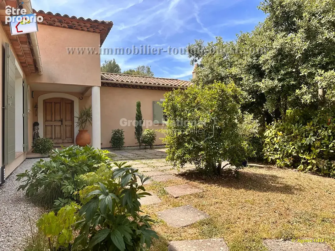 Sous-offre - evenos - villa t6 de 170 m² - terrain 4400 m² calme et arboré - piscine - garage - photo 12
