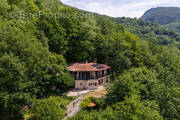 Maison à GREOLIERES