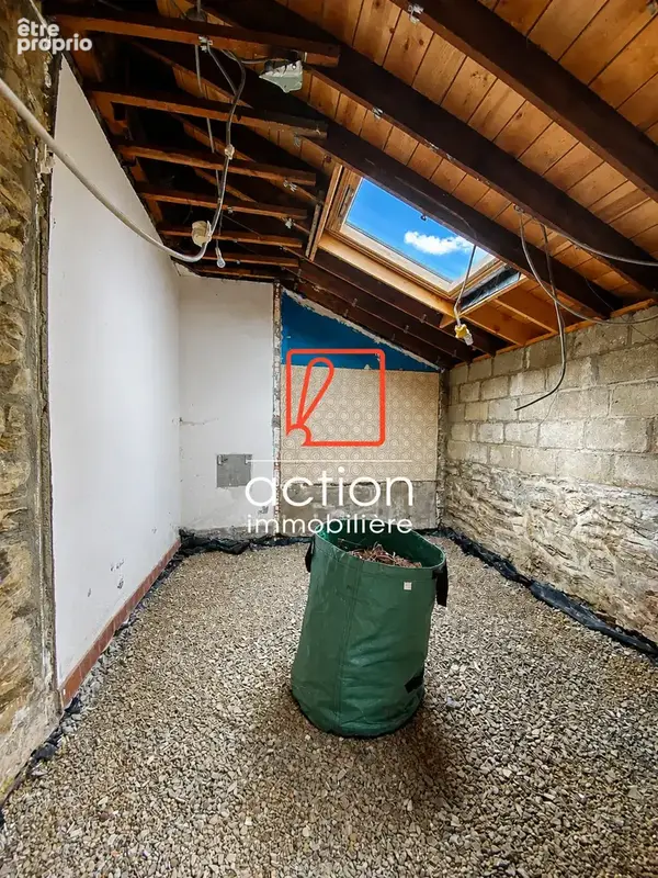 Maison de bourg de 100m2 à rénover entièrement - La Roche-Jaudy - photo 10
