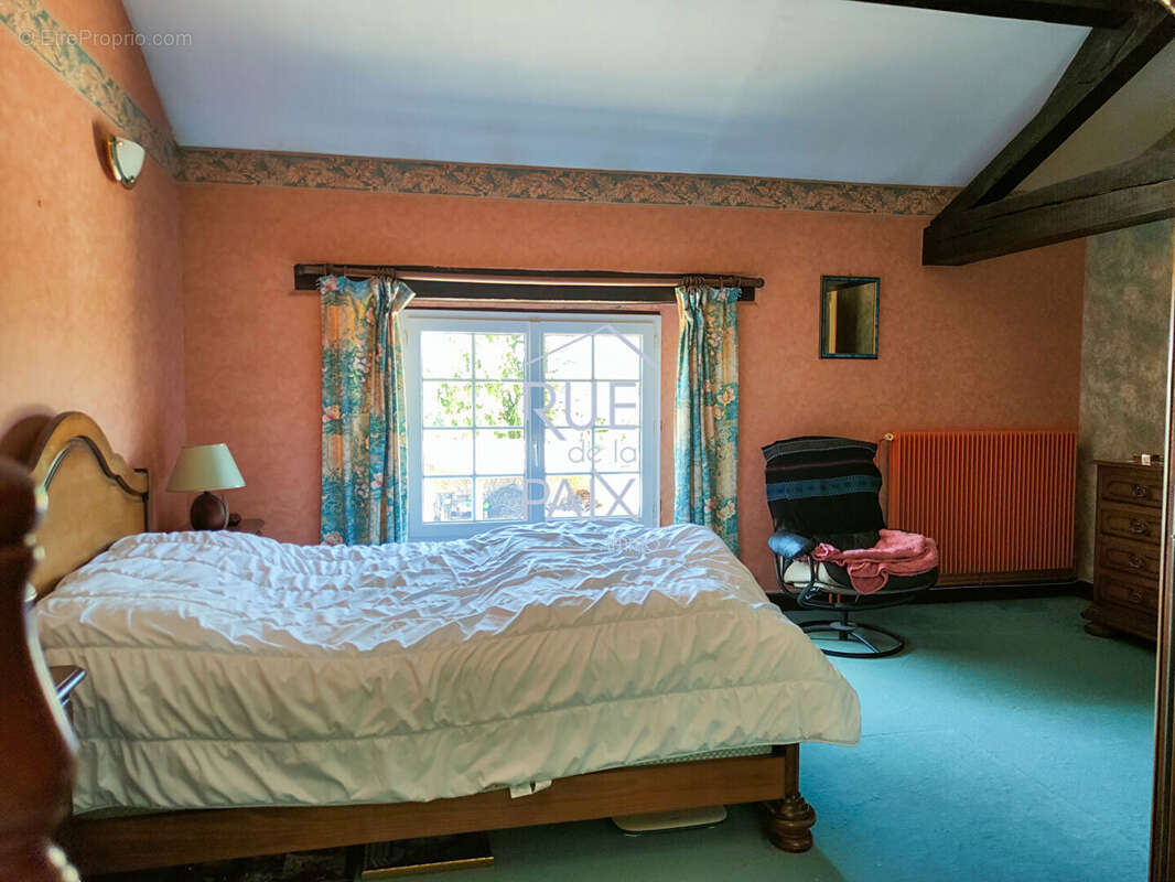 Maison en pierres 160m²  - 4 chambres -3277m² de terrain - photo 13
