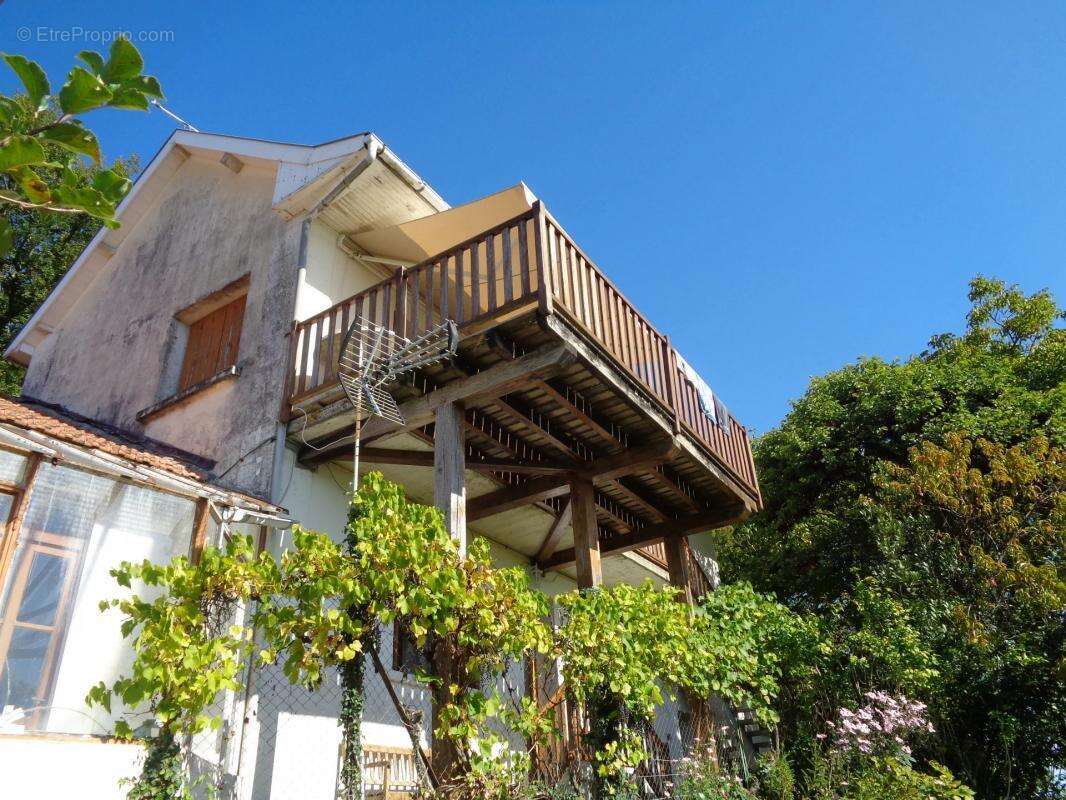 Maison à MONTAGRIER