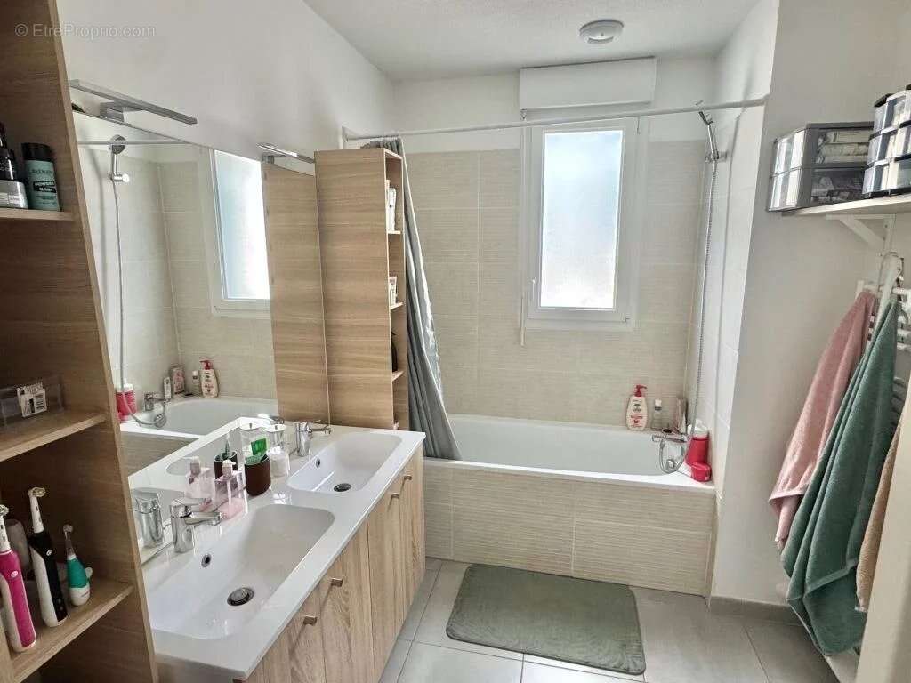 Maison à VILLENAVE-D&#039;ORNON