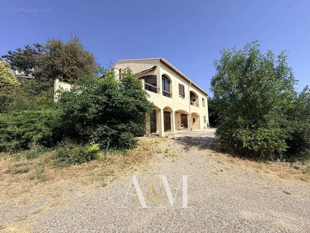 Maison à VILLEVEYRAC