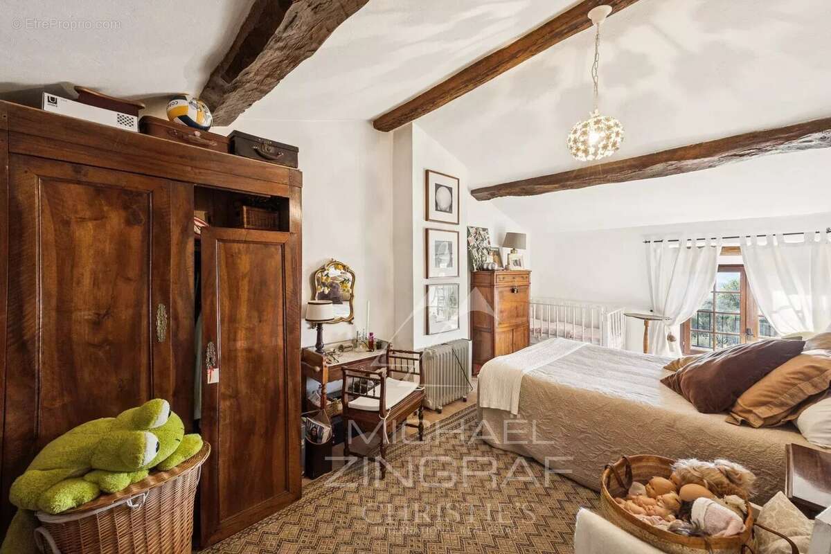 Maison à SPERACEDES